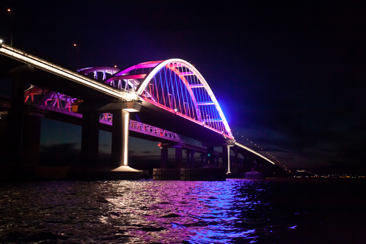 Крымский мост автодорожный новая подсветка